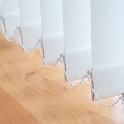 Cortina de Lamas Verticales a Medida Lamas 127mm | Traslúcido Shantung