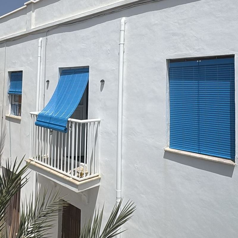 Cortina Alicantina de PVC Azul | Estores Baratos a Medida