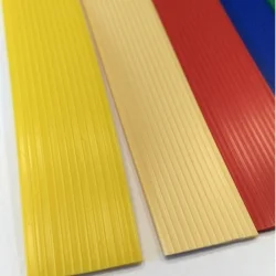 Cortinas Antismosca para Puertas Estriada