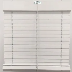 Persiana Enrollable Exterior Madera Pintado Blanco