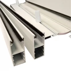 CAIXA PVC COM PERSIANA TÉRMICA PARA OBRA NOVA