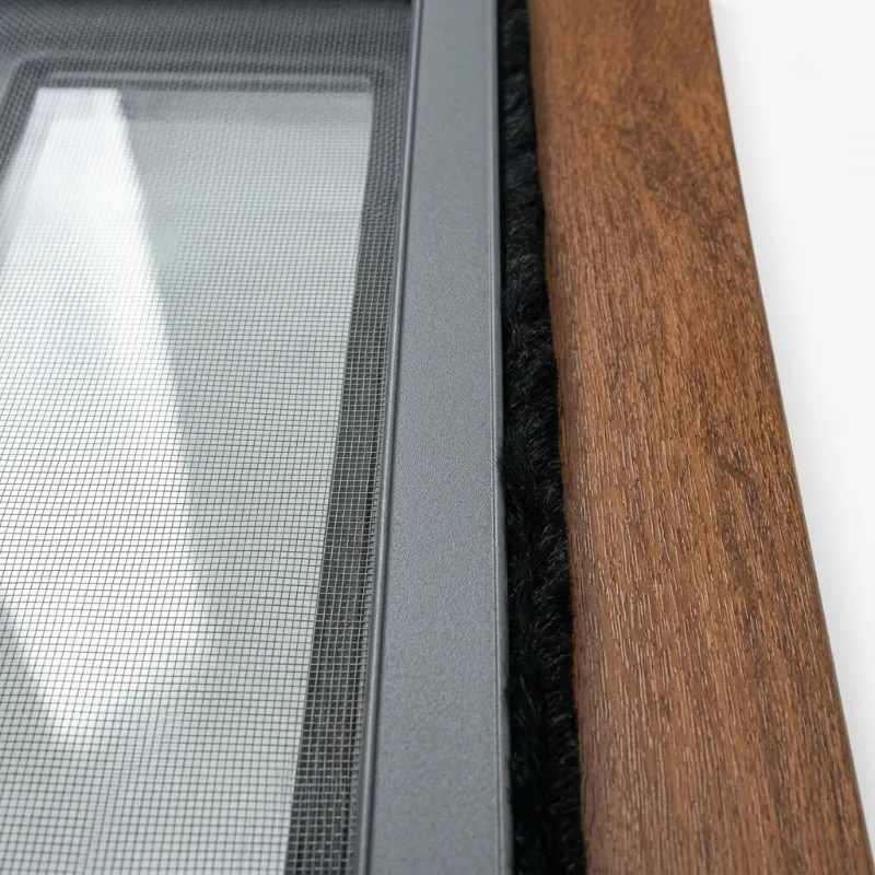 Sellado perimetral mosquitera fija PVC